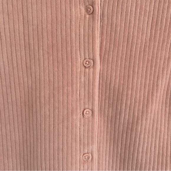 Sunday Best Pink Velour Button Down Top Size Small - Picture 3 of 11